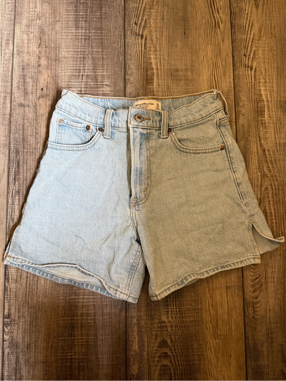 Abercrombie & Fitch High Rise Dad Short